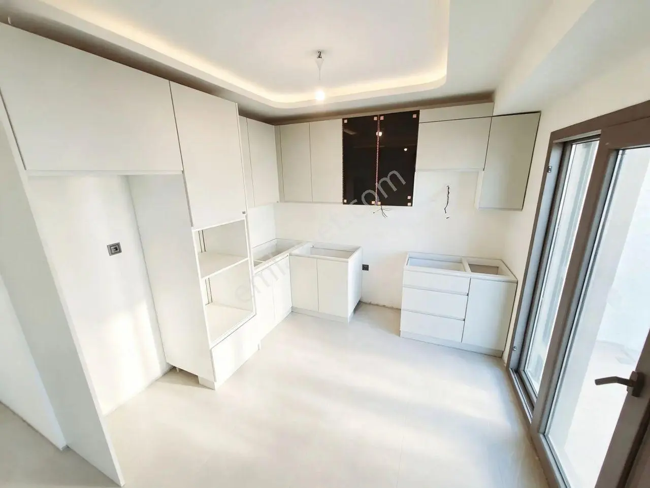 Uytundan Kızılkeçilide Otoparklı Havuzlu Sıfır 3+1 Lüks Villa — fotoğraf 6