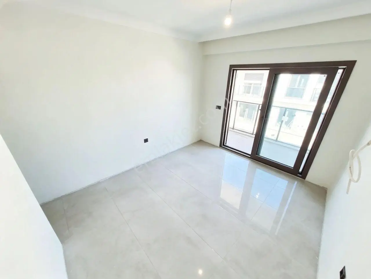 Uytundan Kızılkeçilide Otoparklı Havuzlu Sıfır 3+1 Lüks Villa — fotoğraf 10