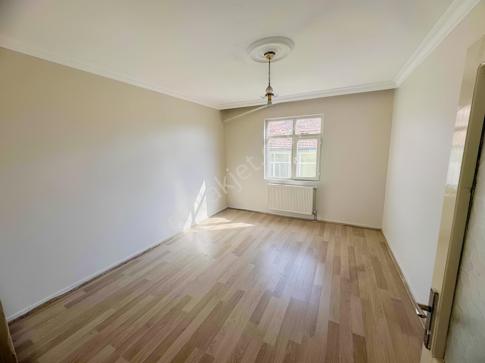 Ulukent Mahallesinde Satılık 3+1 Daire — fotoğraf 2