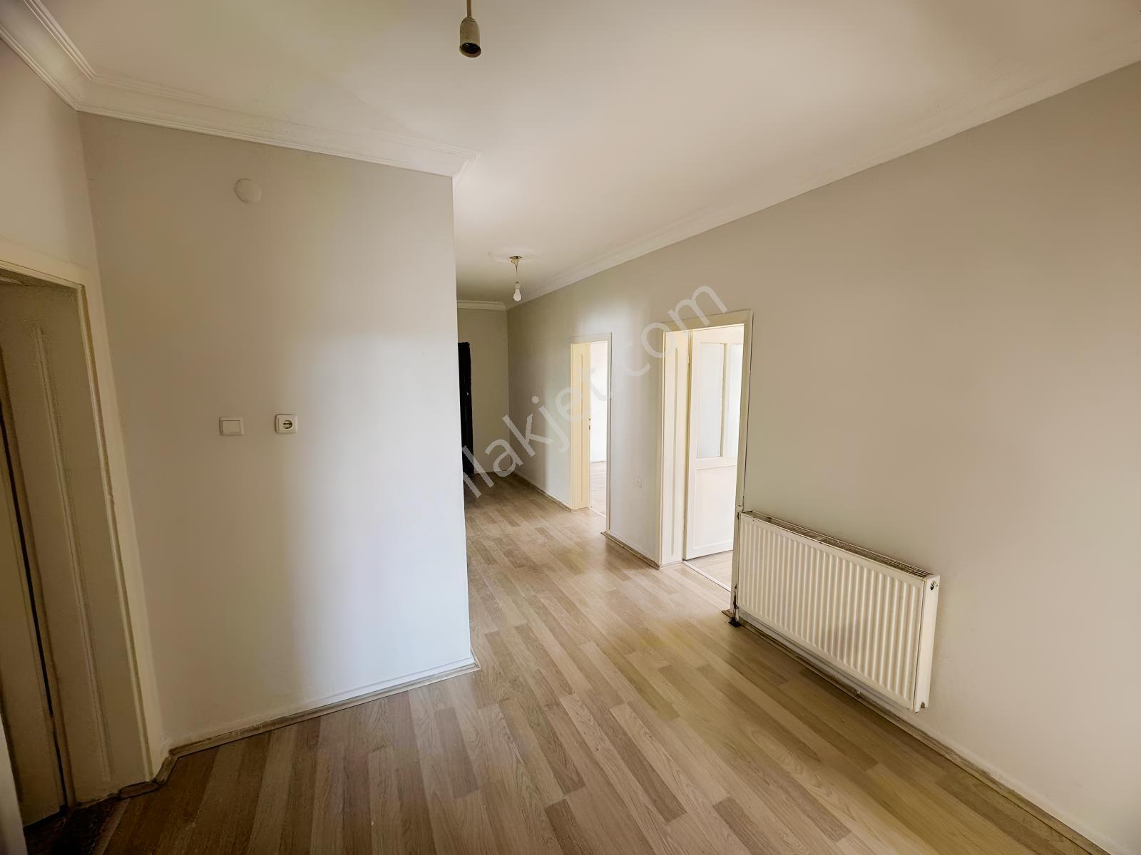 Ulukent Mahallesinde Satılık 3+1 Daire — fotoğraf 9