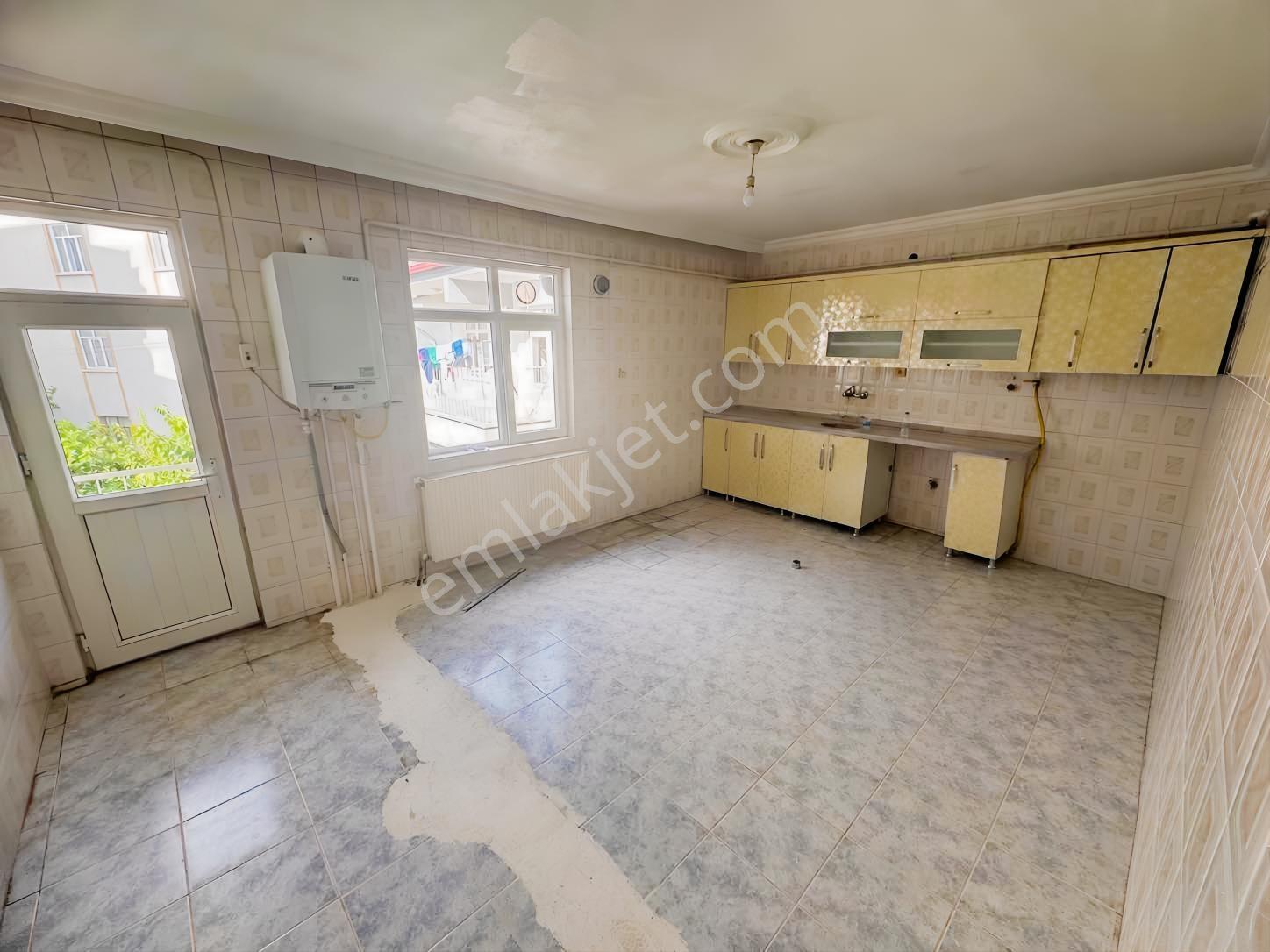 Ulukent Mahallesinde Satılık 3+1 Daire — fotoğraf 12