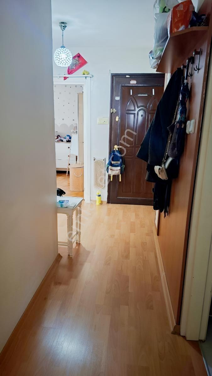 Fatih Maltada 3. Kat 2+1 Banyo Wc Ayri Köse Daire Balkonlu — fotoğraf 10