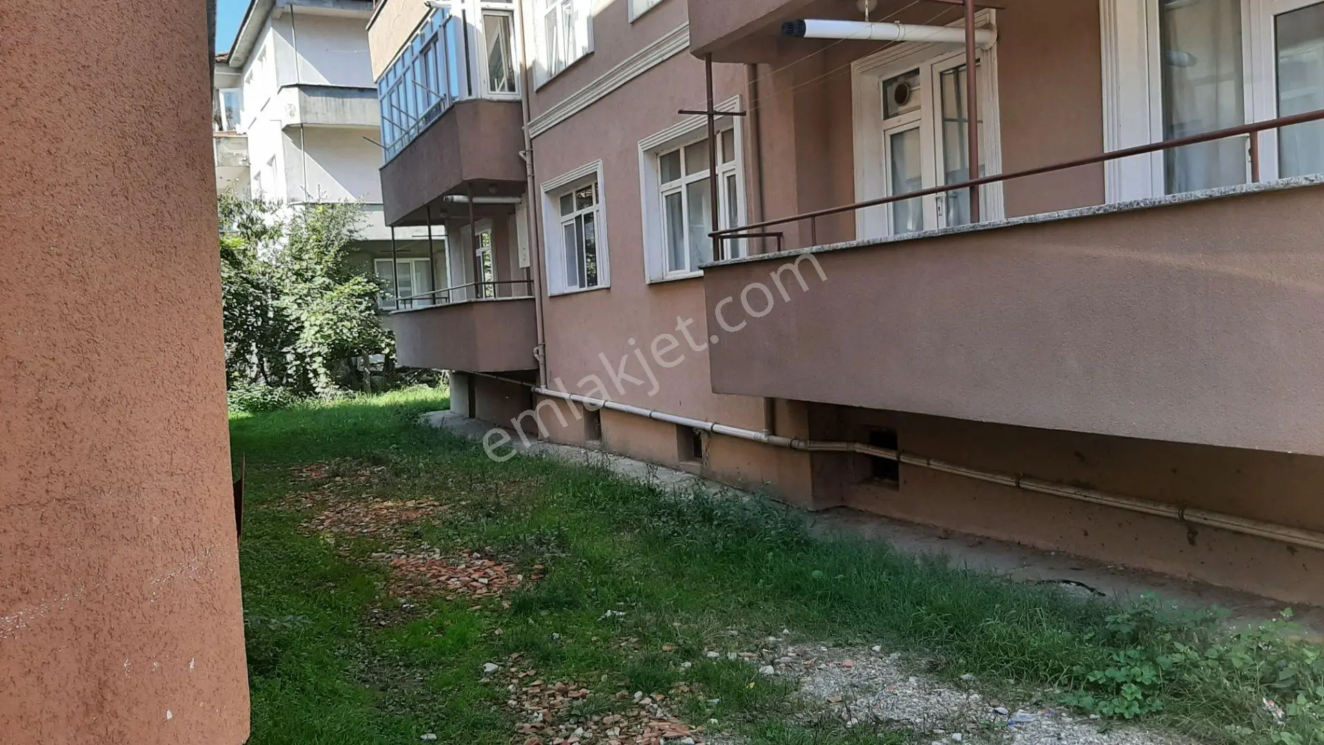 Karaca Mahallesı 2+1 Daıre Satılık