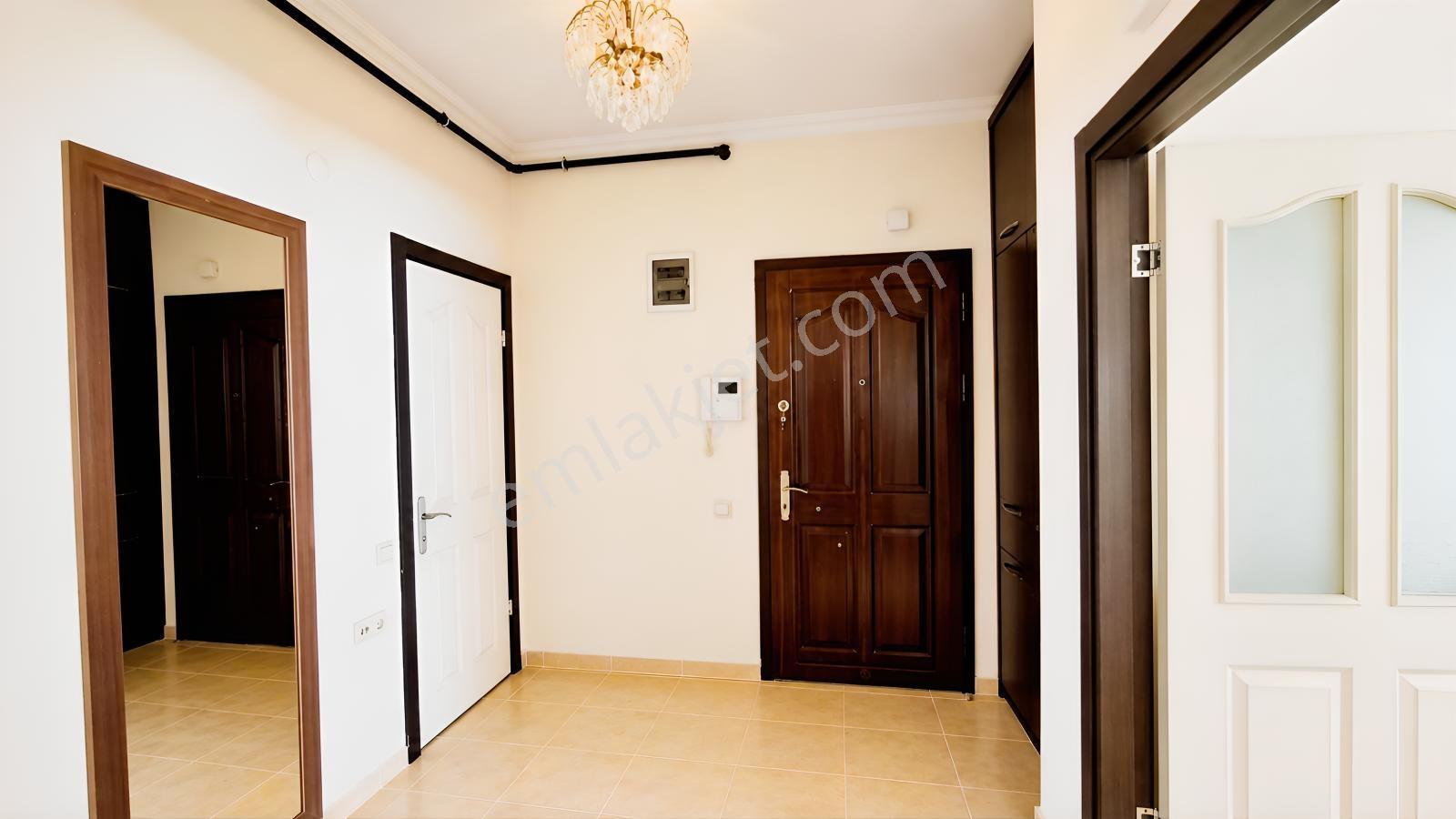 Konyaaltında Ayrıcalıklı Site Yaşamı Manzaralı 3 Cepheli 3+1 — fotoğraf 9