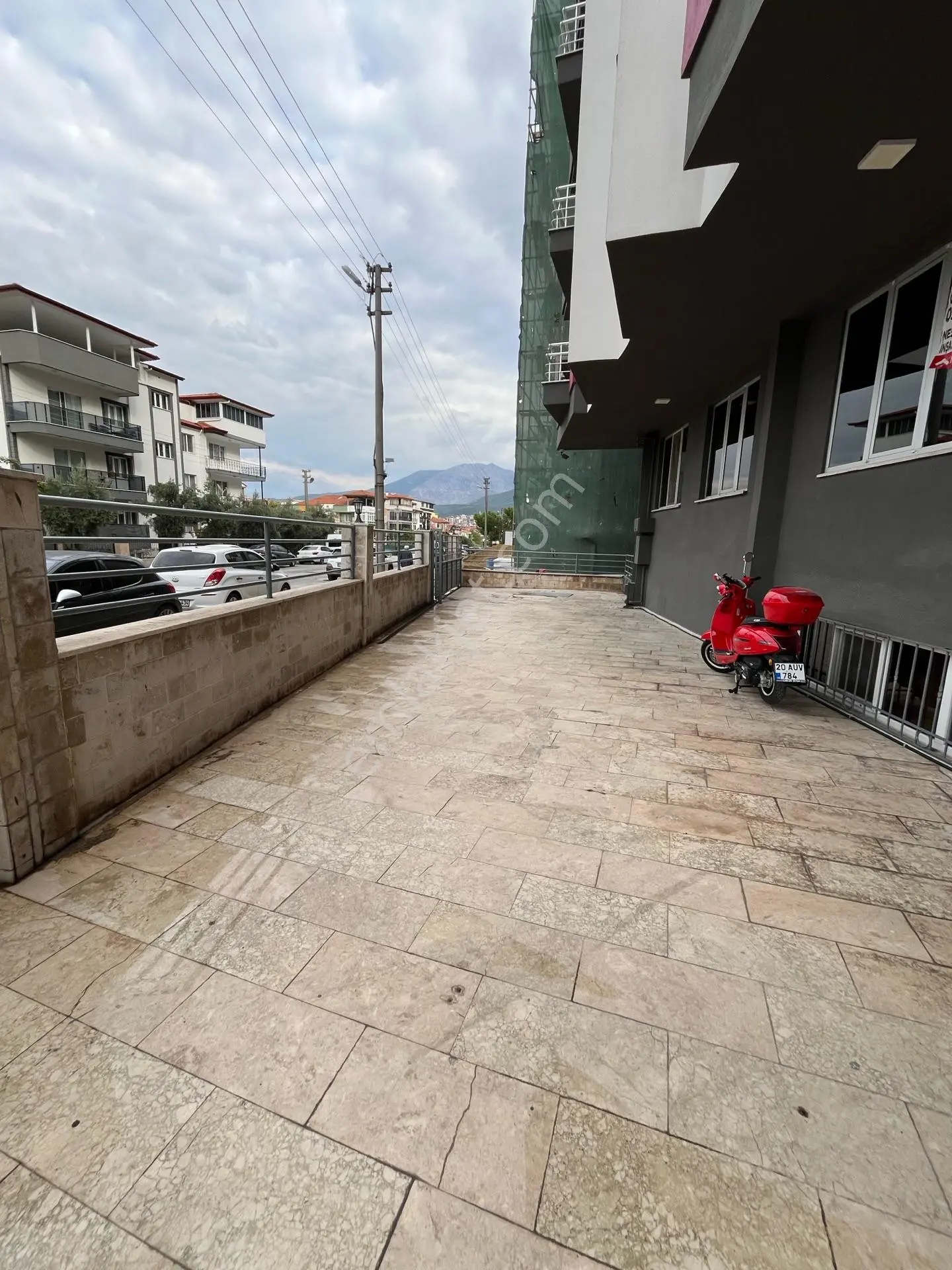Göl Ve Dağ Manzaralı Geniş Balkonlu Arakat Apart Fırsatı — fotoğraf 7
