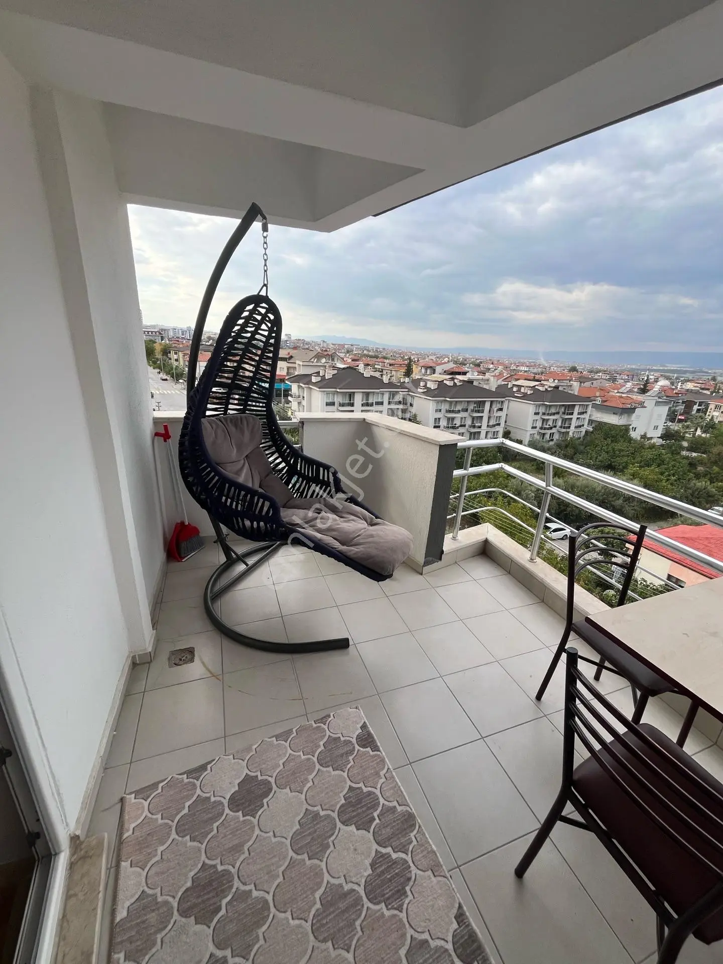 Göl Ve Dağ Manzaralı Geniş Balkonlu Arakat Apart Fırsatı — fotoğraf 20