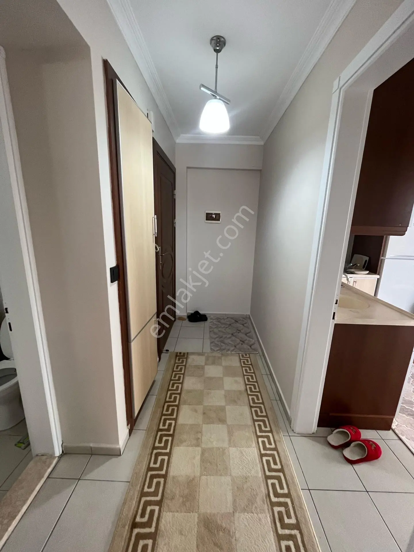 Göl Ve Dağ Manzaralı Geniş Balkonlu Arakat Apart Fırsatı — fotoğraf 31