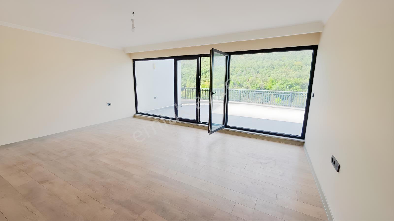 Mudanya Ömerbey'de Mod Mudanya'da 4+2 Dubleks Daire — fotoğraf 10