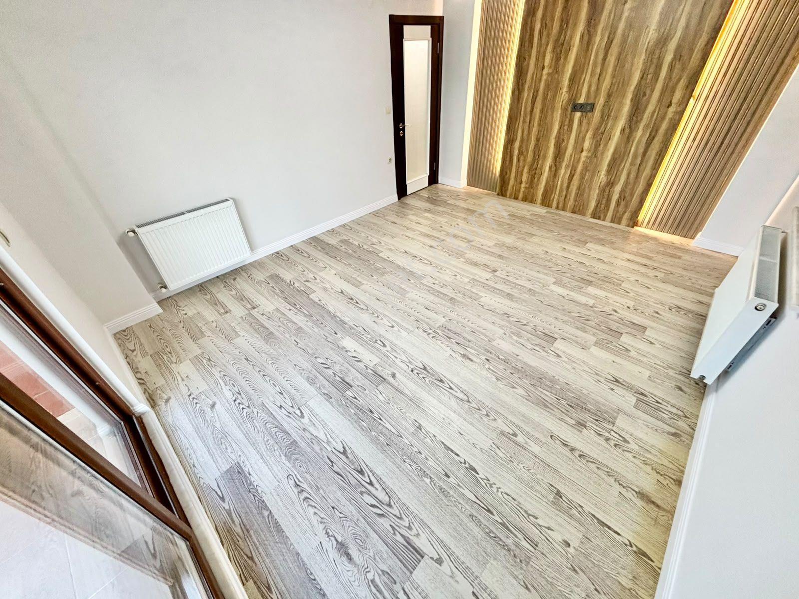 ꧁ay Emlaktan꧂akçay Altınkum'da Arakat Ön Cephe Ayrı Mutfak Denize Yakın Satılık 2+1 Kombili Daire — fotoğraf 10