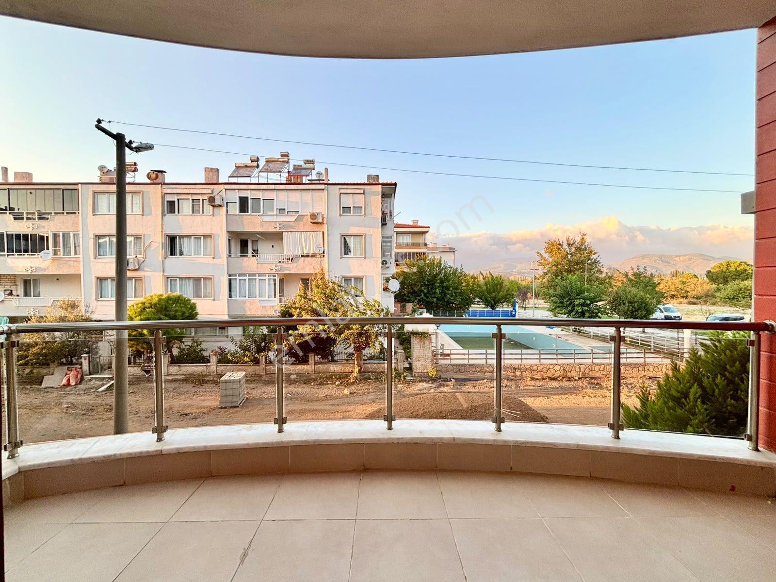꧁ay Emlaktan꧂akçay Altınkum'da Arakat Ön Cephe Ayrı Mutfak Denize Yakın Satılık 2+1 Kombili Daire — fotoğraf 15