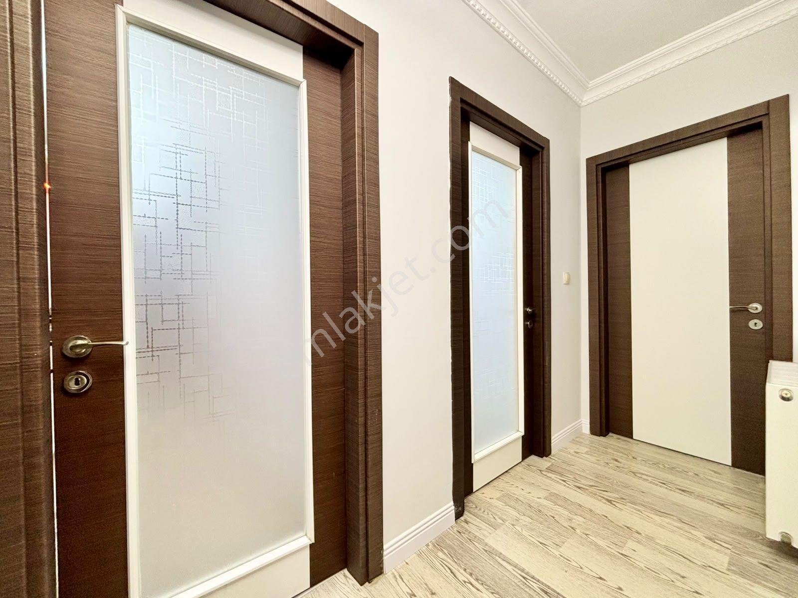 ꧁ay Emlaktan꧂akçay Altınkum'da Arakat Ön Cephe Ayrı Mutfak Denize Yakın Satılık 2+1 Kombili Daire — fotoğraf 32