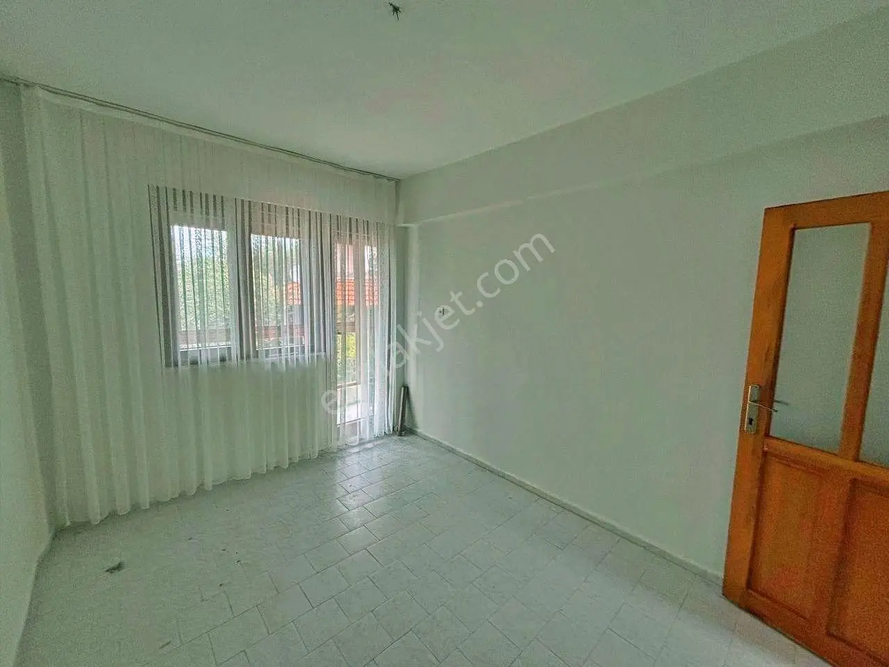 Uytundan Pelitköyde Denize 300 Metre Bahçe Kullanımlı 2+1 Villa — fotoğraf 8