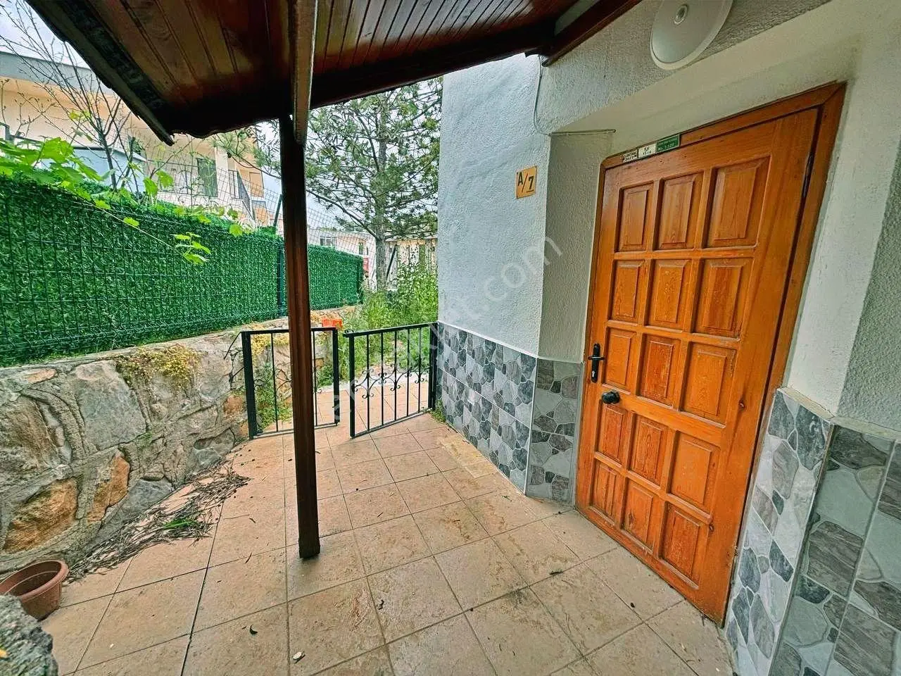 Uytundan Pelitköyde Denize 300 Metre Bahçe Kullanımlı 2+1 Villa — fotoğraf 12