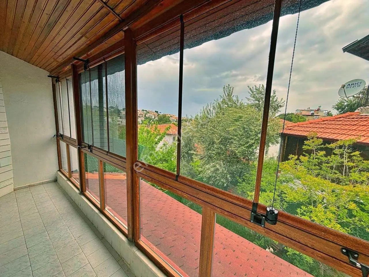 Uytundan Pelitköyde Denize 300 Metre Bahçe Kullanımlı 2+1 Villa — fotoğraf 32