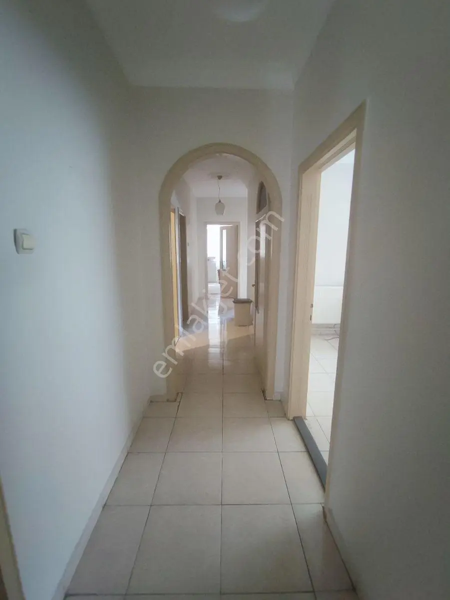 Ofis Ekinciler Caddesi Cemo Karşısında Satılık 4+1 Daire — fotoğraf 3