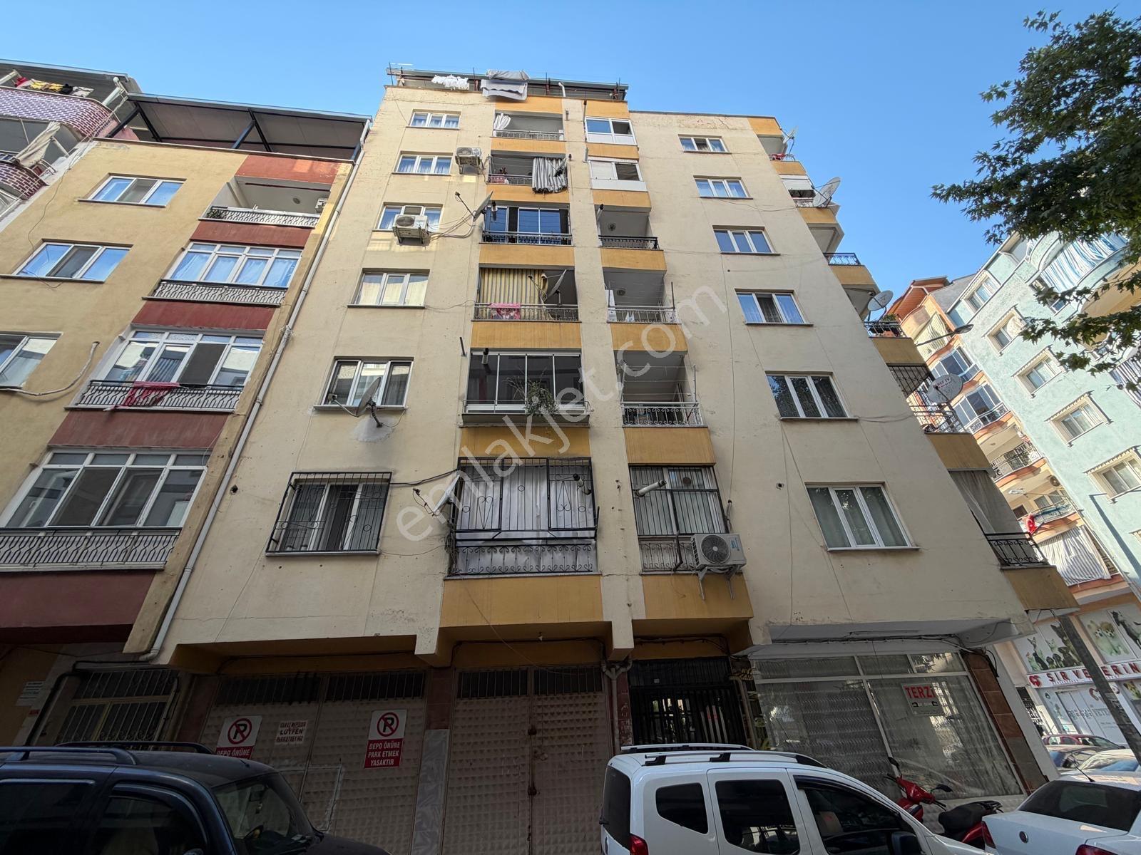 Şehitler Mahallesi Zeminden Asansörlü 2+0 Satılık Daire