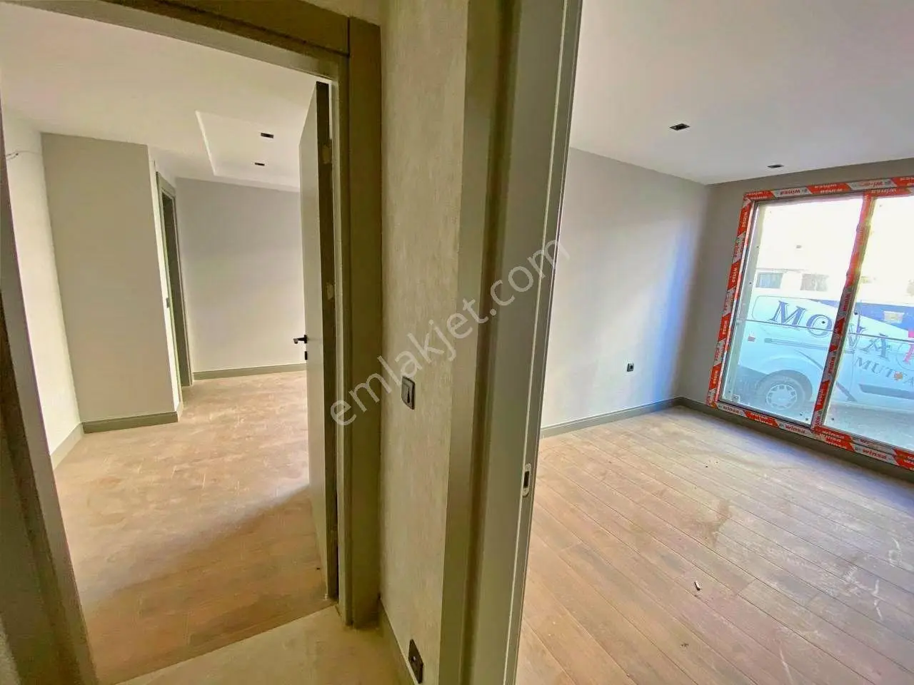 Uytundan Örende Havuzlu Ultralüks Sitede Bahçeli Satılık 2+1 — fotoğraf 28
