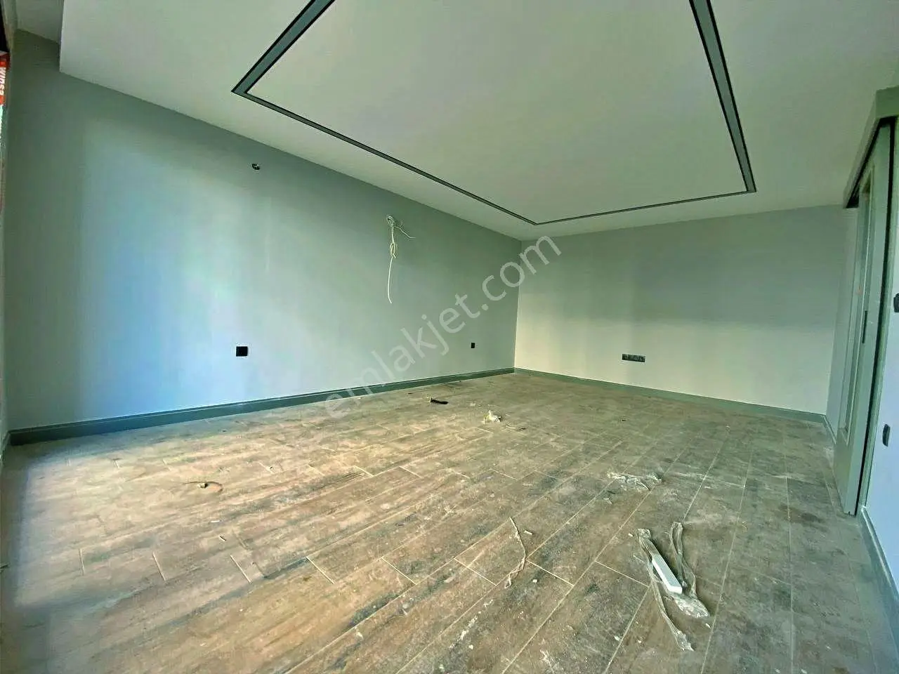Uytundan Örende Havuzlu Ultralüks Sitede Bahçeli Satılık 2+1 — fotoğraf 34