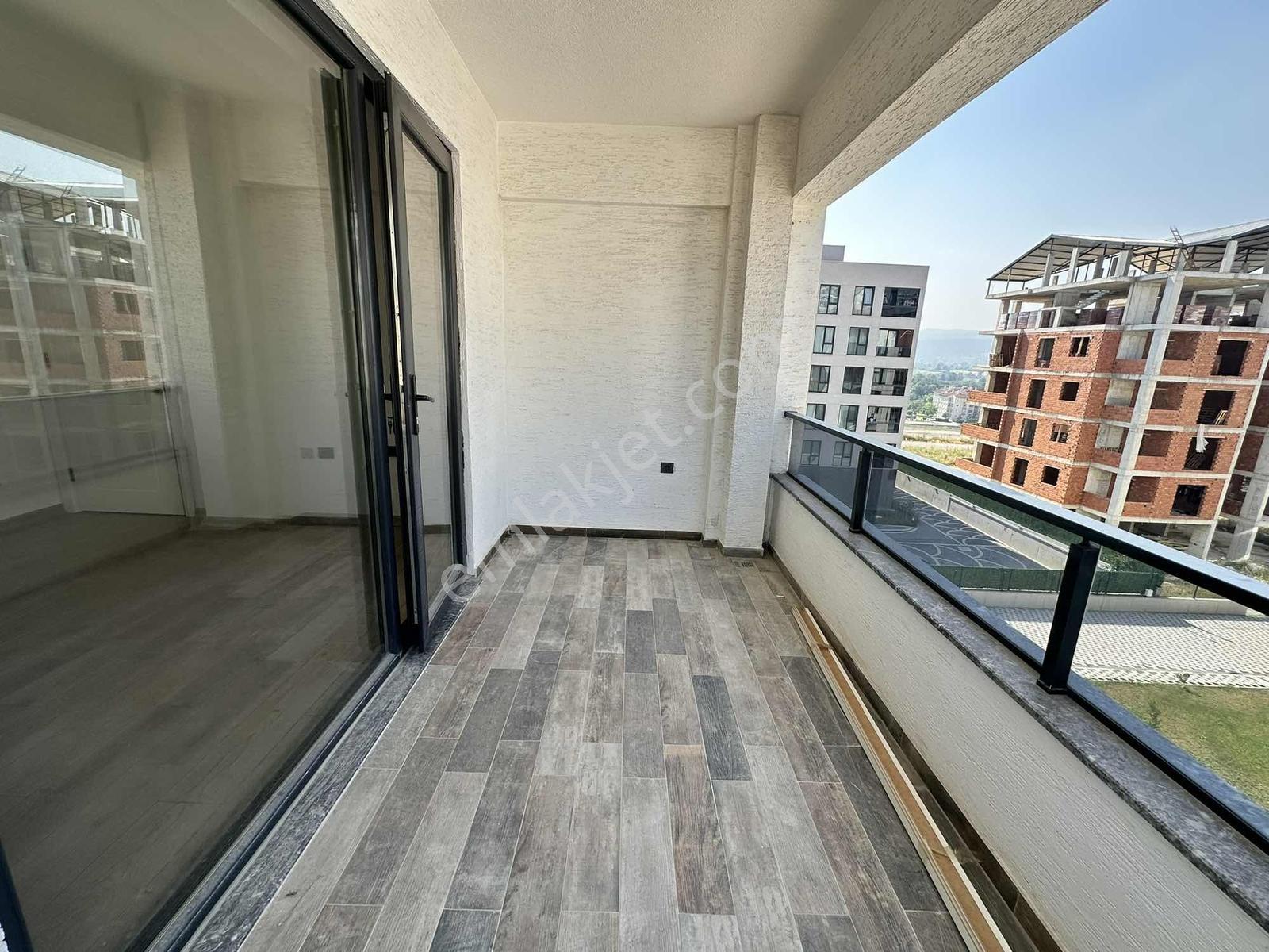 Yami Life Bursa Cephe Geniş 3+1 — fotoğraf 14