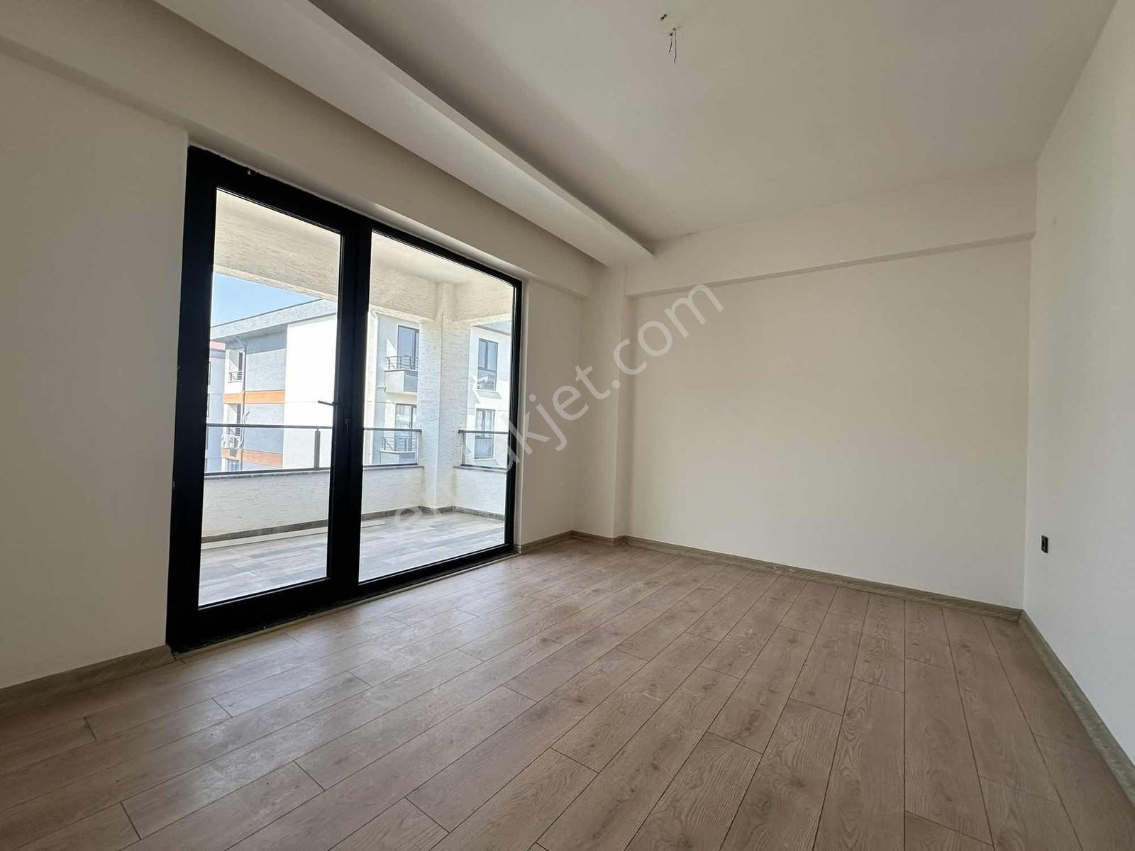 Yami Life Bursa Cephe Geniş 3+1 — fotoğraf 16