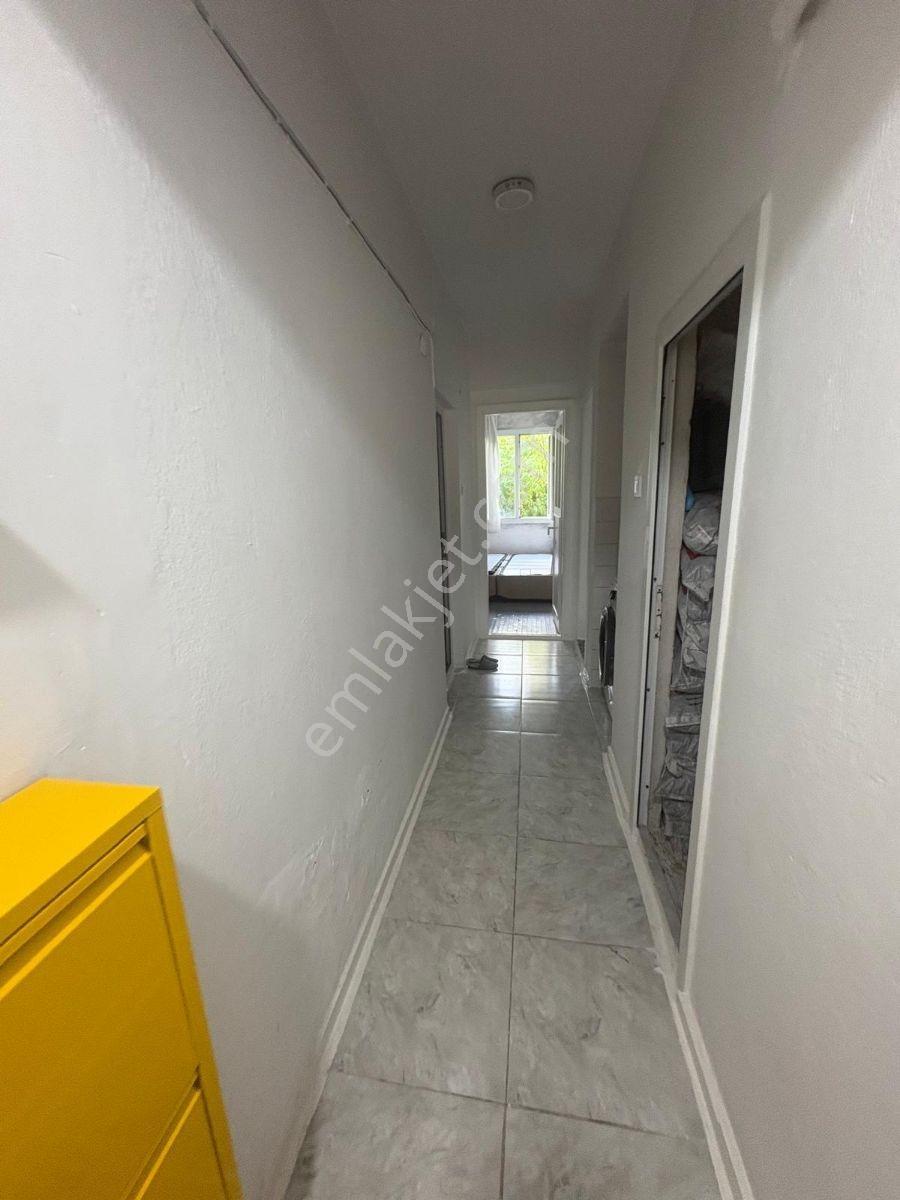 Konak Zeytinlikte Merkezi Konumda Satılık 3+1 Daire — fotoğraf 8