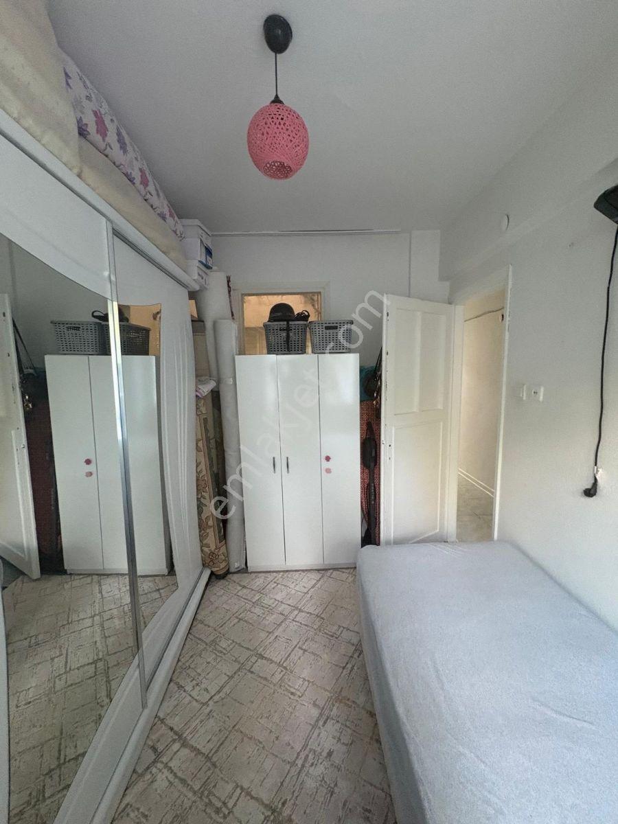 Konak Zeytinlikte Merkezi Konumda Satılık 3+1 Daire — fotoğraf 11