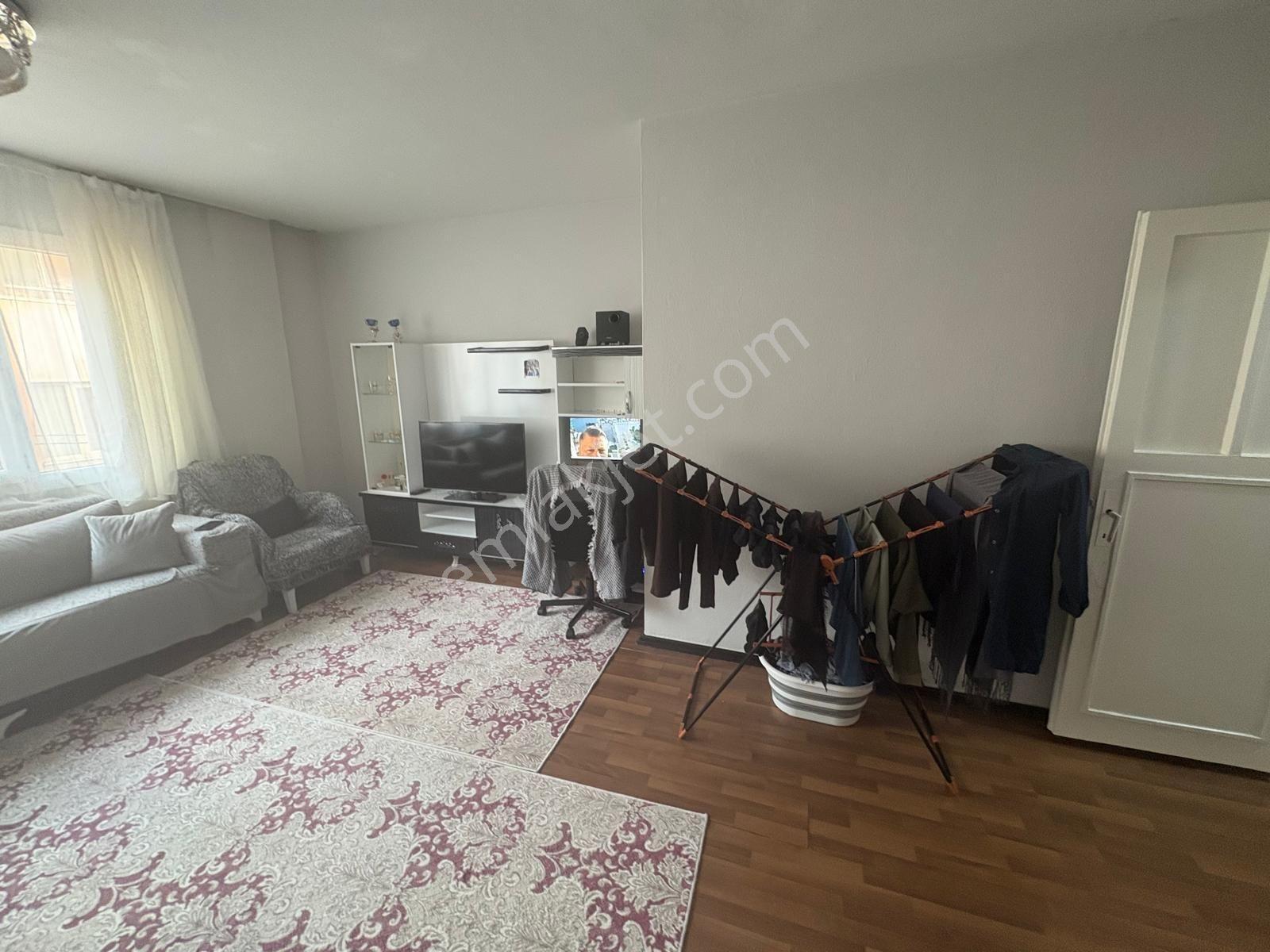 Konak Zeytinlikte Merkezi Konumda Satılık 3+1 Daire — fotoğraf 23