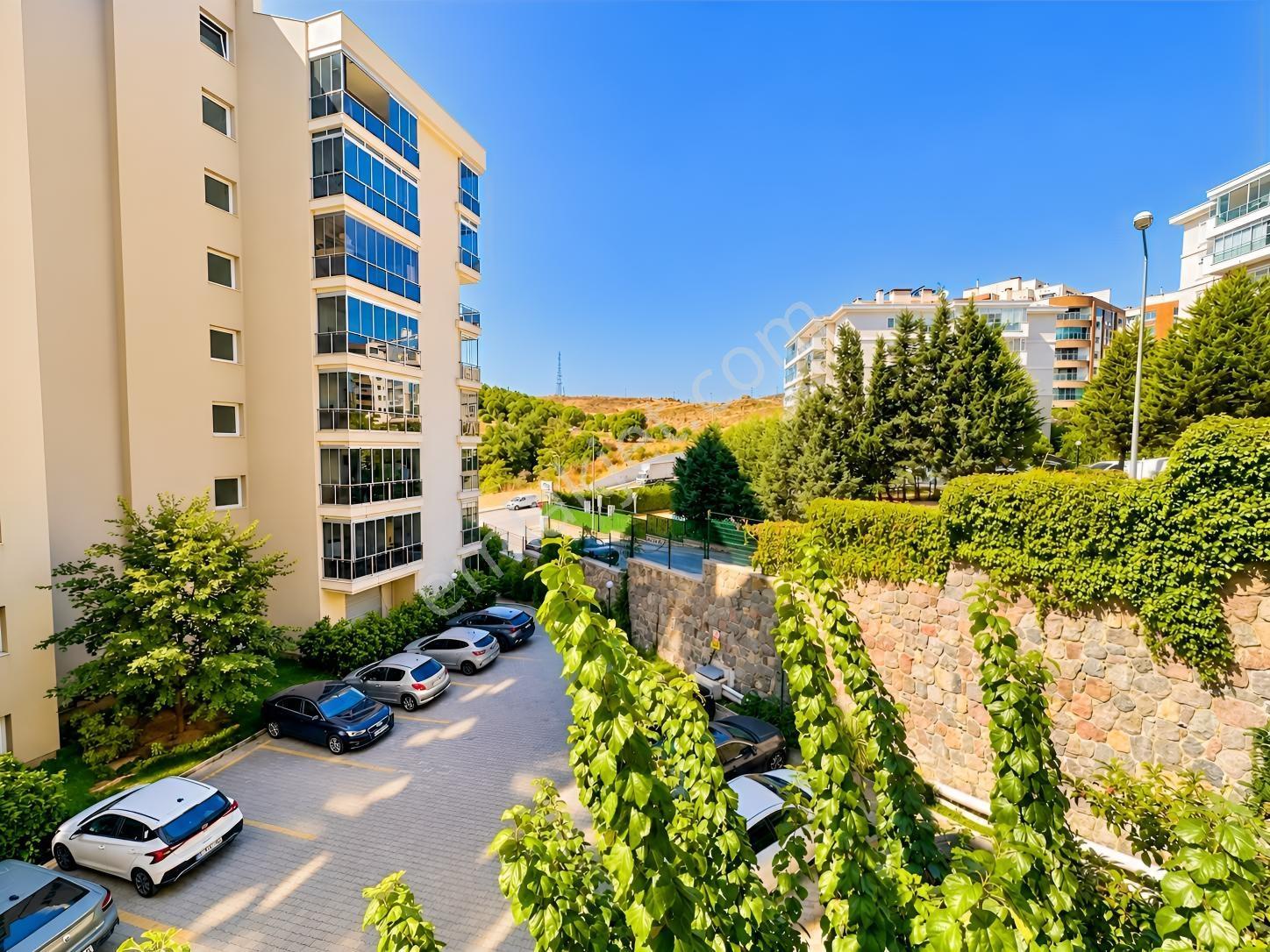 Bayraklı Körfez Mah. Panorama Sitesi 3+1 Net 145m2 Satılık Daire — fotoğraf 17