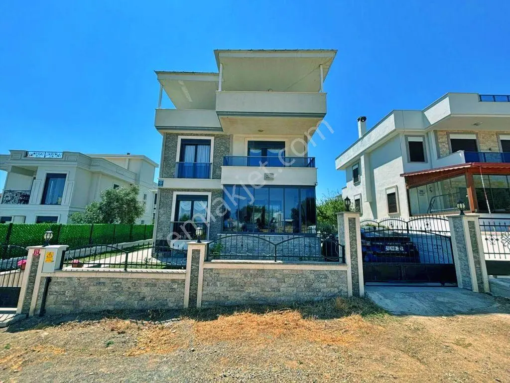 Uytundan Gömeç Karağaçta Denize 250 Metre Havuzlu Lüks 3+1 Villa — fotoğraf 30