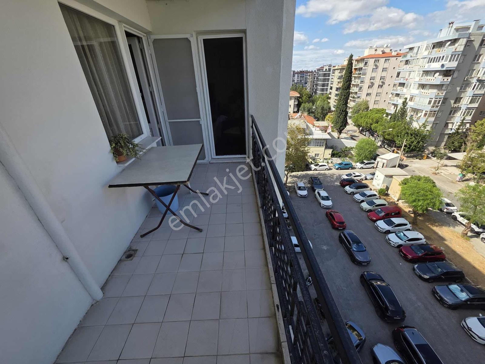 Bornova Ege Üniversitesi Yakını Arakat Asansörlü 3+1 Daire — fotoğraf 8