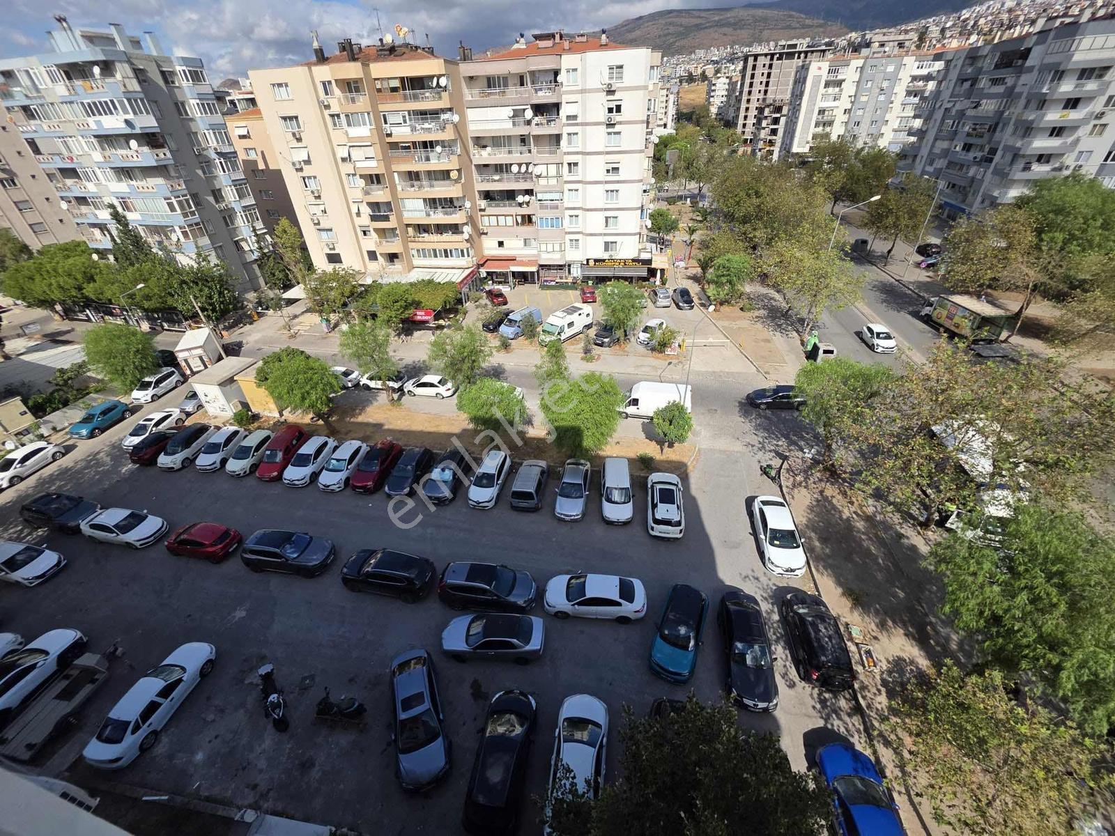 Bornova Ege Üniversitesi Yakını Arakat Asansörlü 3+1 Daire — fotoğraf 10