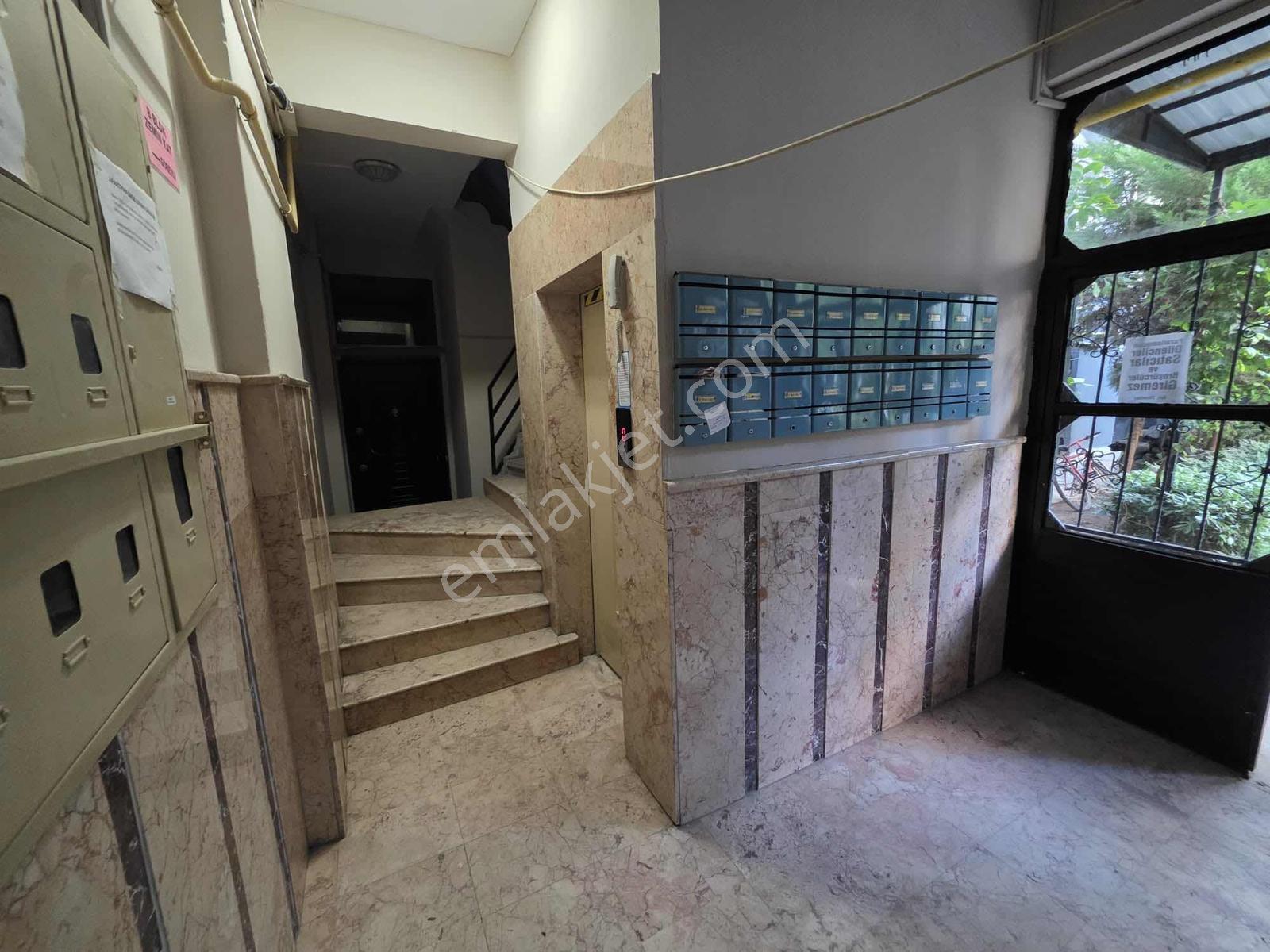 Bornova Ege Üniversitesi Yakını Arakat Asansörlü 3+1 Daire — fotoğraf 31
