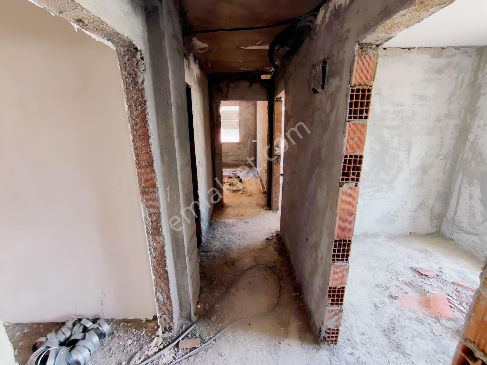 Osmangazi Mah. Atatürk Cad. Site İçerisinde Satılık 2+1 Ara Kat — fotoğraf 10
