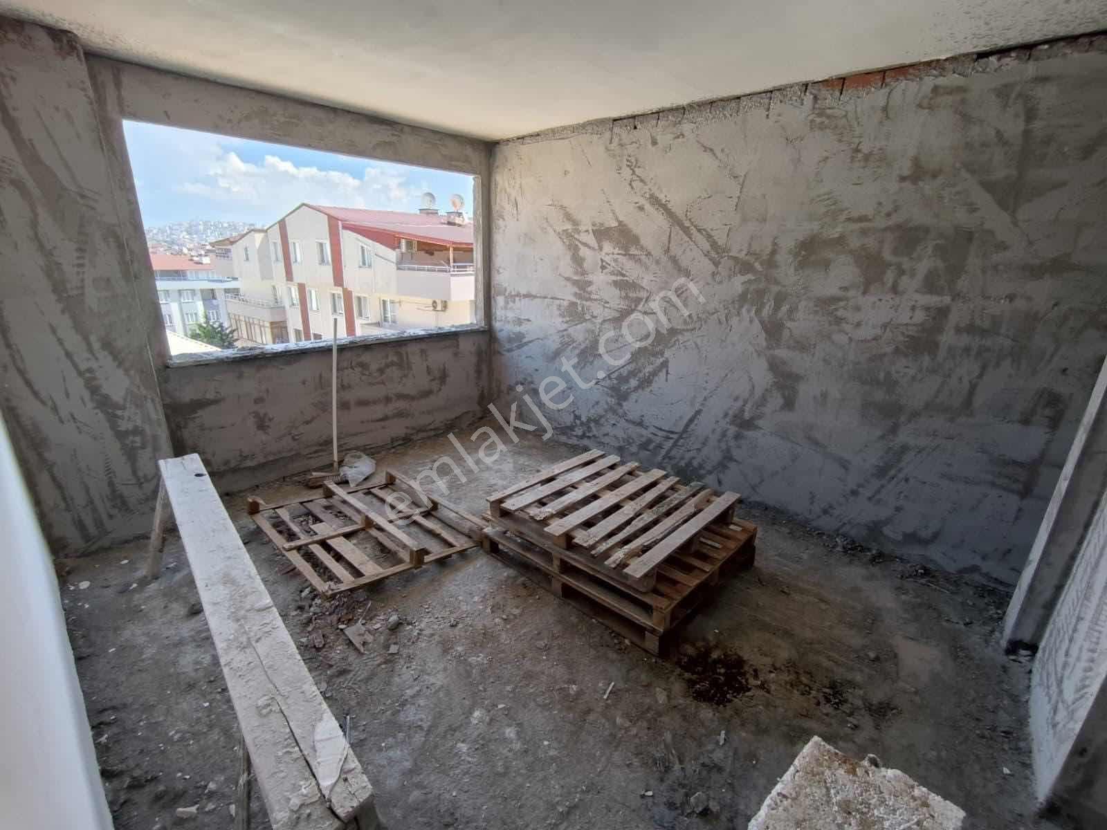 Osmangazi Mah. Atatürk Cad. Site İçerisinde Satılık 2+1 Ara Kat — fotoğraf 17