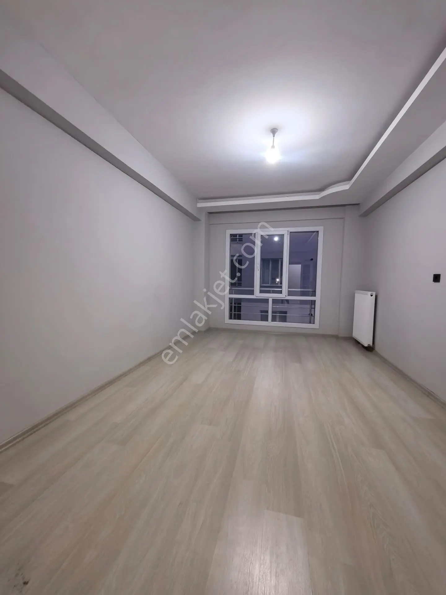 Bor Çayır Mahallesi'nde Satılık 3+1 Geniş Balkonlu Daire — fotoğraf 11
