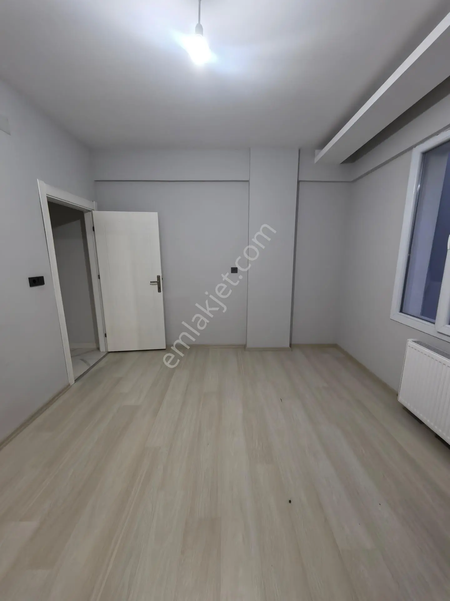 Bor Çayır Mahallesi'nde Satılık 3+1 Geniş Balkonlu Daire — fotoğraf 20