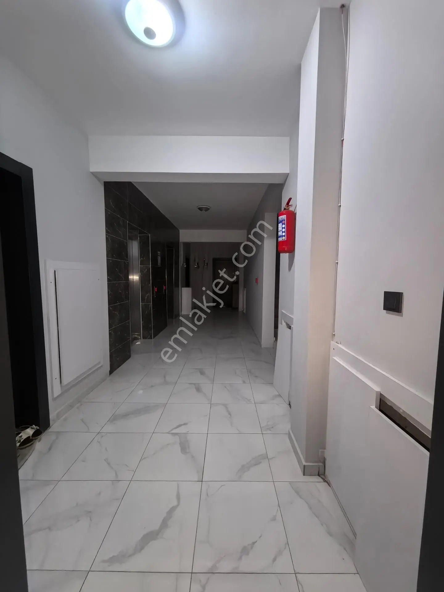 Bor Çayır Mahallesi'nde Satılık 3+1 Geniş Balkonlu Daire — fotoğraf 35