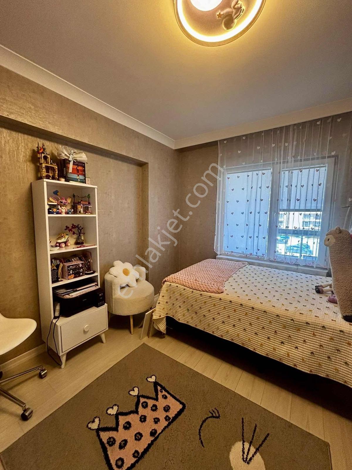 Ulukan'dn Yeşilova Sakalar'da Geniş Kullanışlı Masrafsız 2+1 !!! — fotoğraf 10