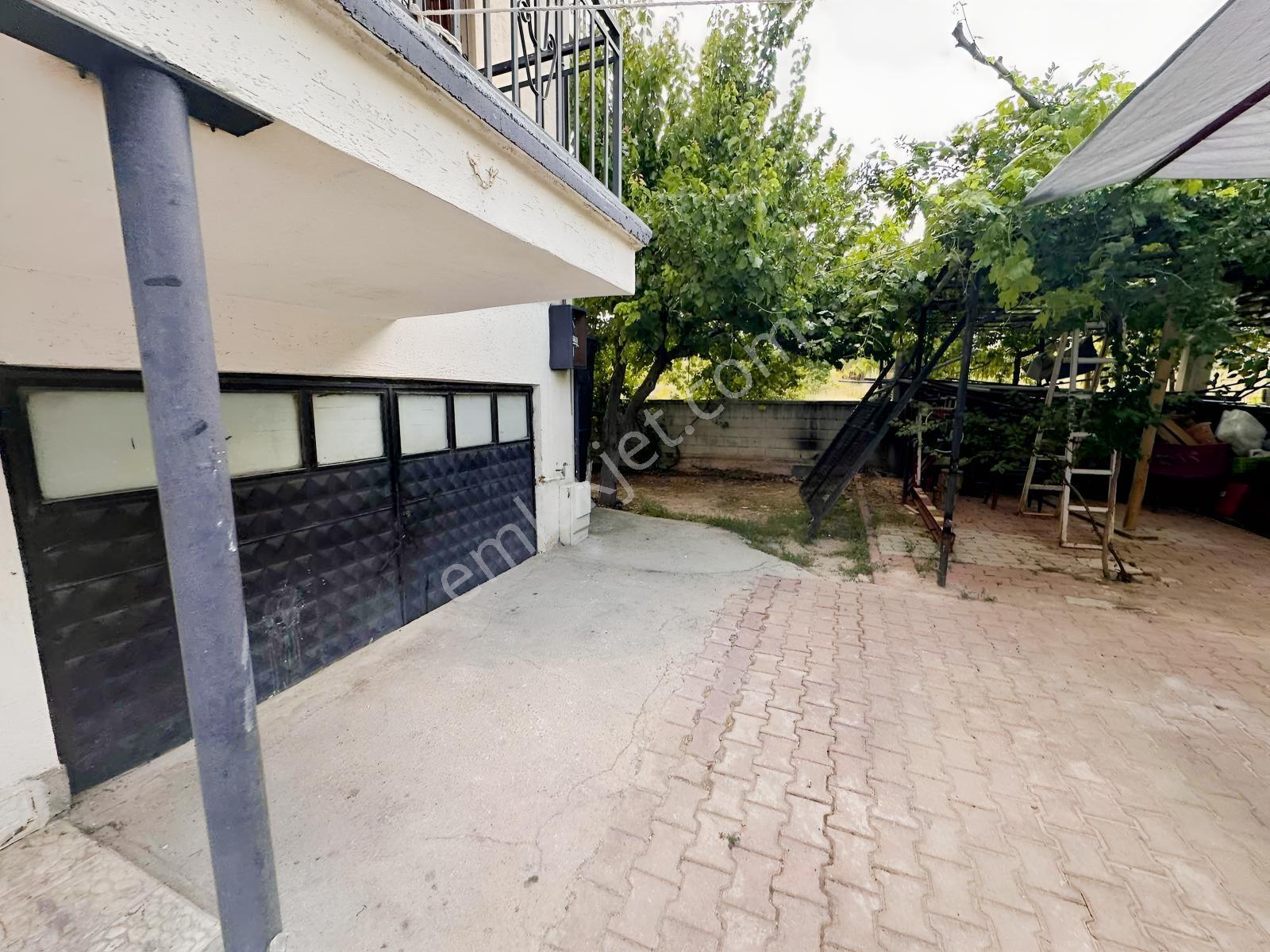 Hanaybaşı Mahallesinde 3+1 Tribleks Müstakil Ev — fotoğraf 4