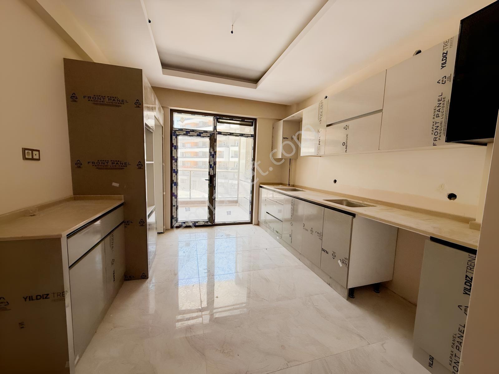 Meram Pirebi Mah. Prestijli Sitede Satılık Lüks 4+1 Sıfır Daire — fotoğraf 9