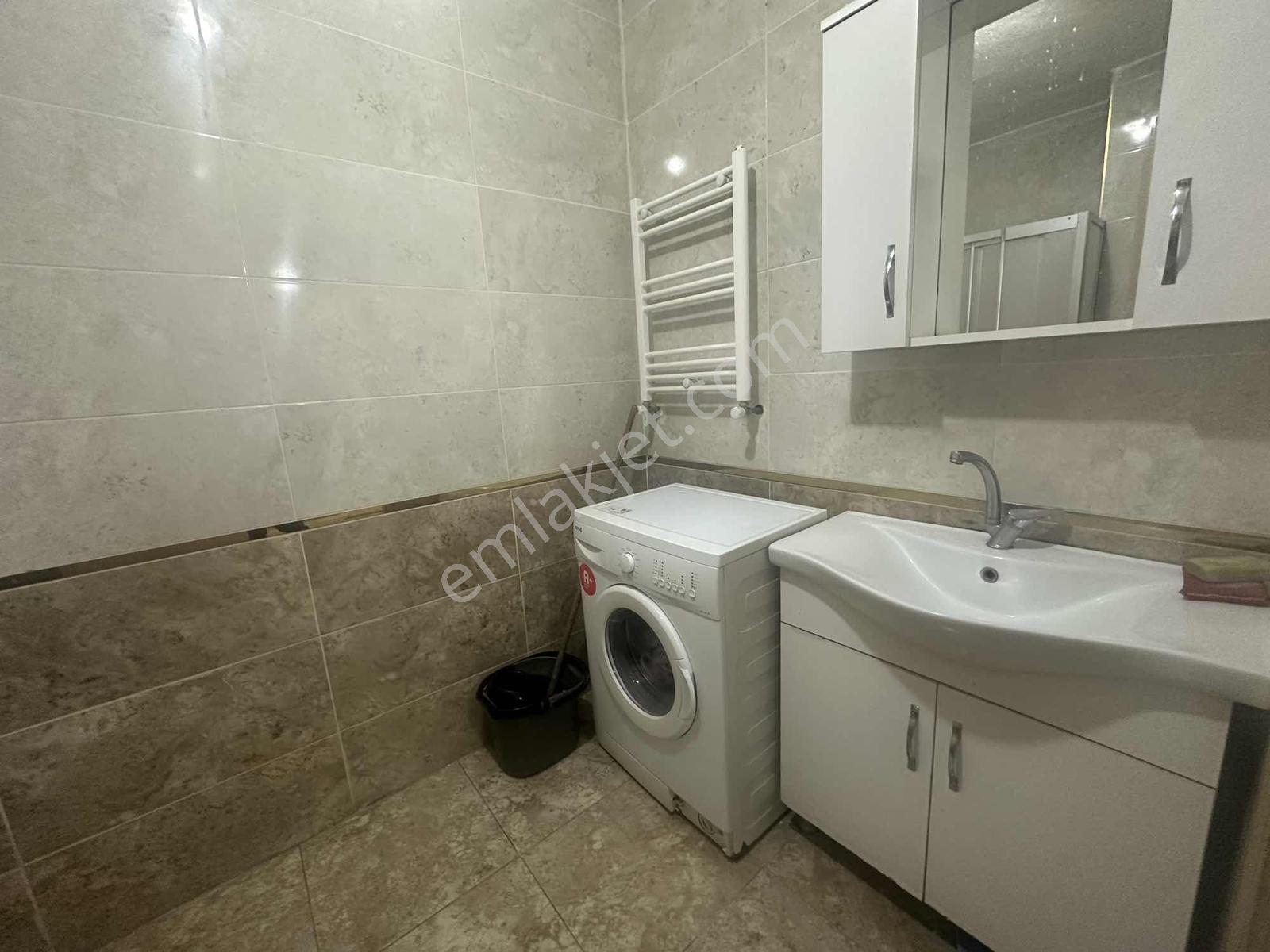 Site Özellikli, Otoparklı, Muhteşem Konumda Geniş 1+1 Daire — fotoğraf 14