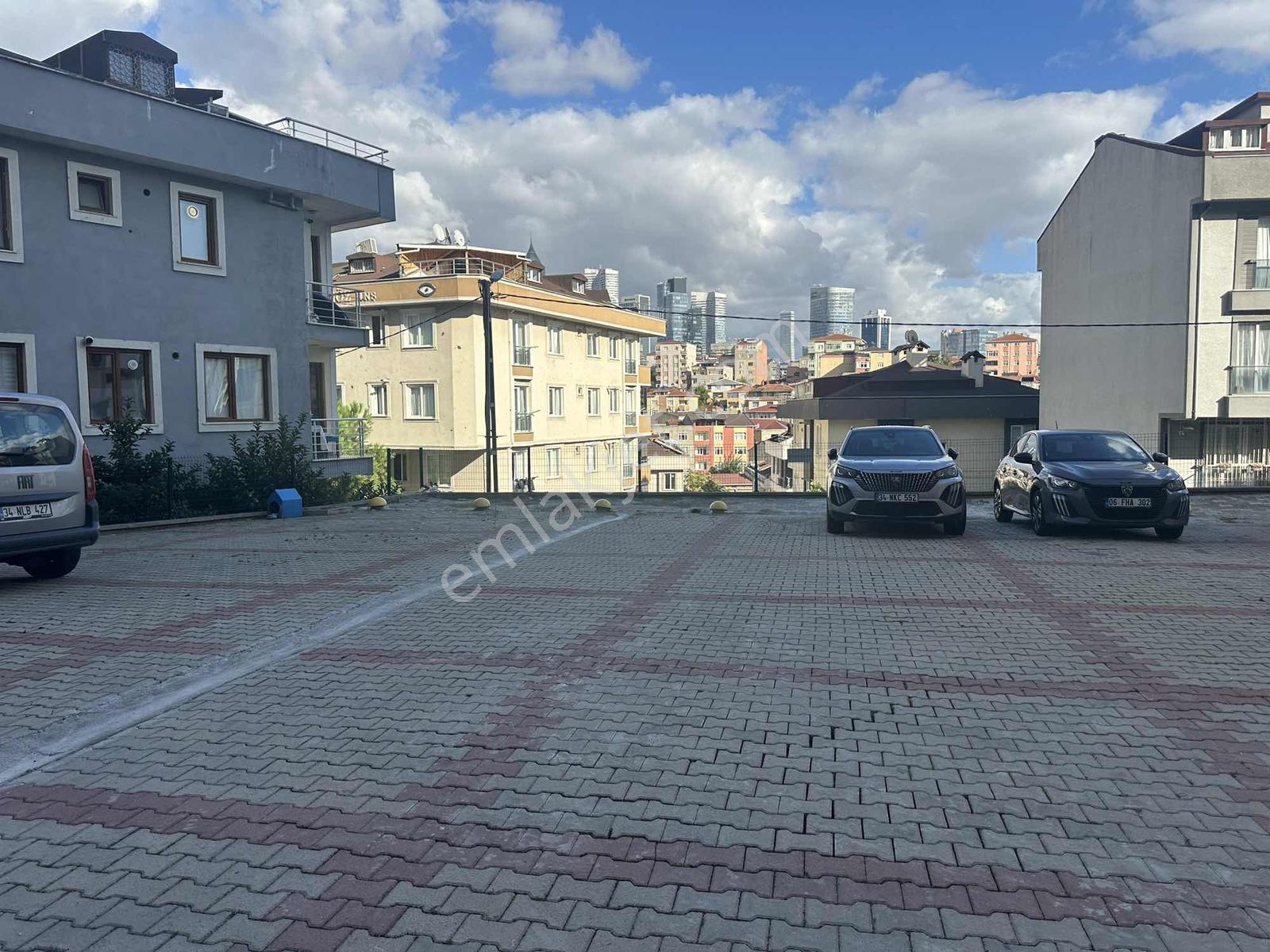 Site Özellikli, Otoparklı, Muhteşem Konumda Geniş 1+1 Daire — fotoğraf 24