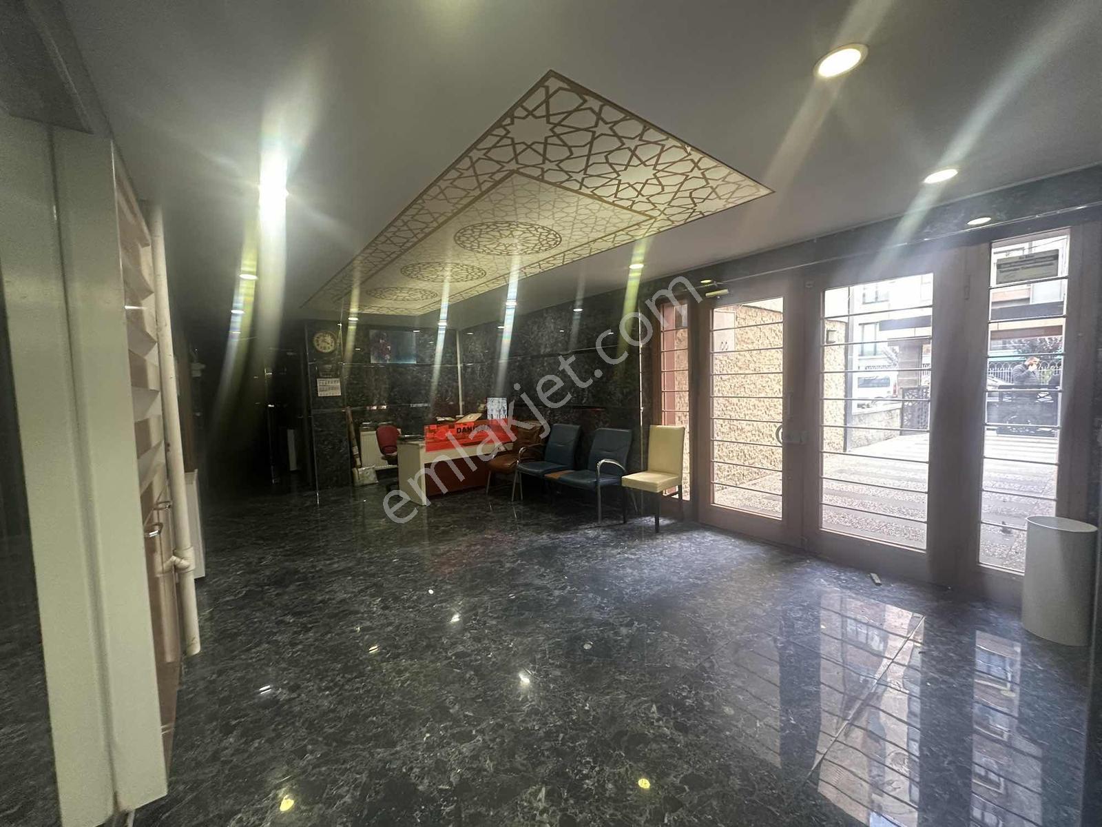 Site Özellikli, Otoparklı, Muhteşem Konumda Geniş 1+1 Daire — fotoğraf 27
