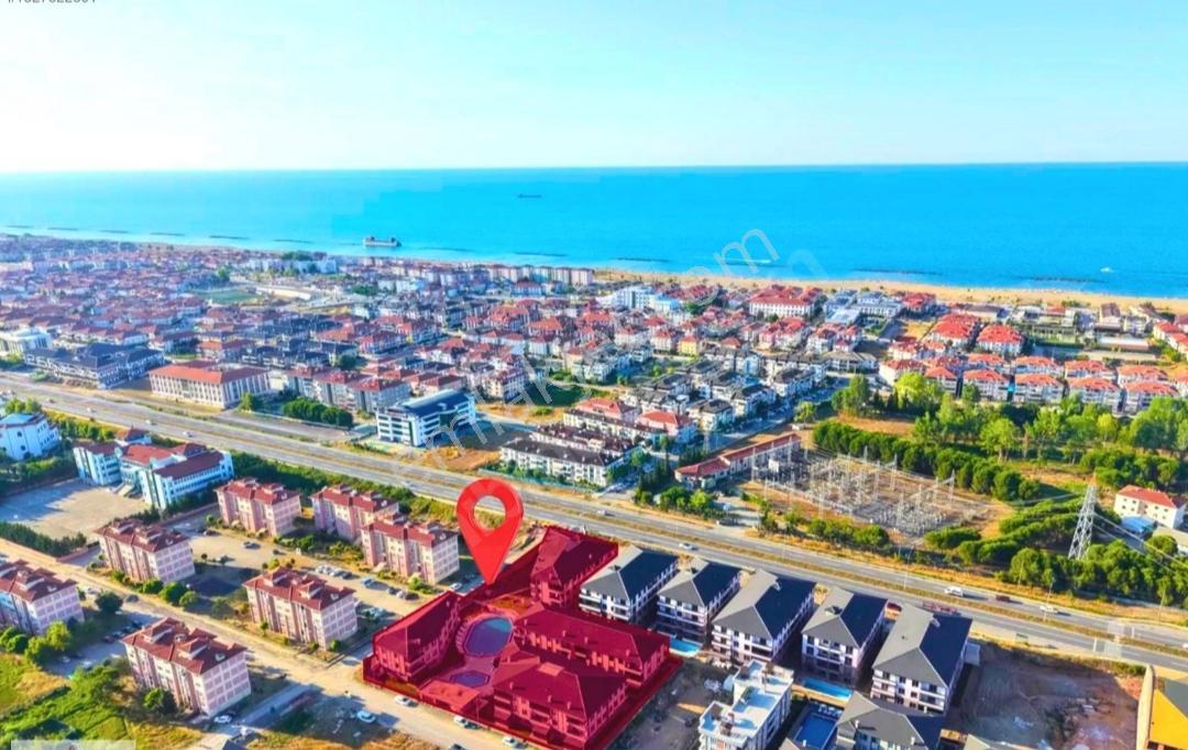 Olimpik Havuzlu Sitede Ara Kat,yerden Isıtmalı 2+1kat Mülkiyetli — fotoğraf 4