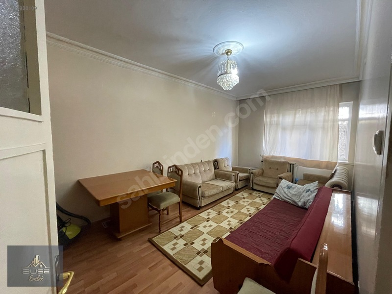 Buse Emlak 'tan Kuyuyazı Cad.üzerinde Eşyalı Kiralık — fotoğraf 3