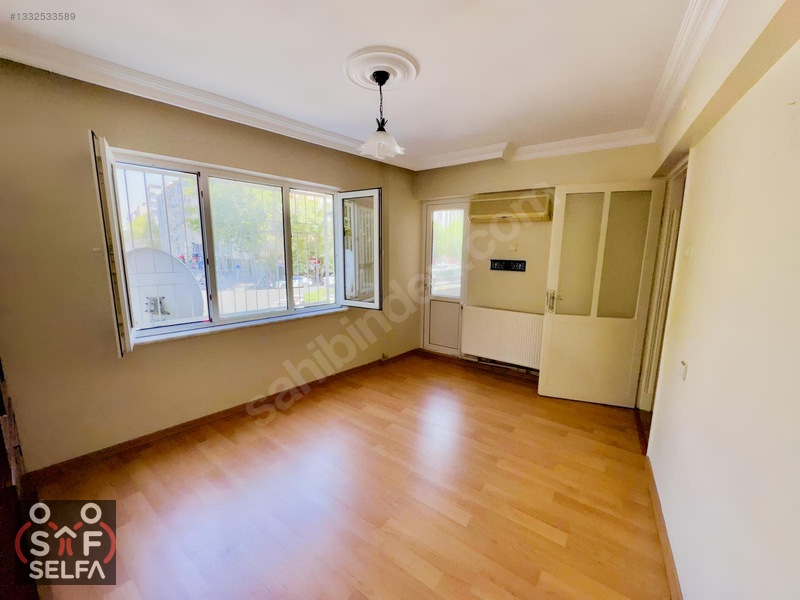 Manisa Lisesi Yanında 3+1 Doğal Gazlı Kiralık Daire — fotoğraf 9