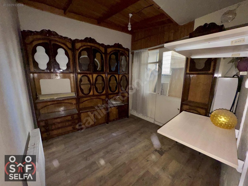 Manisa Lisesi Yanında 3+1 Doğal Gazlı Kiralık Daire — fotoğraf 19