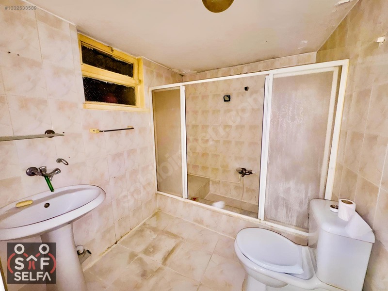 Manisa Lisesi Yanında 3+1 Doğal Gazlı Kiralık Daire — fotoğraf 21