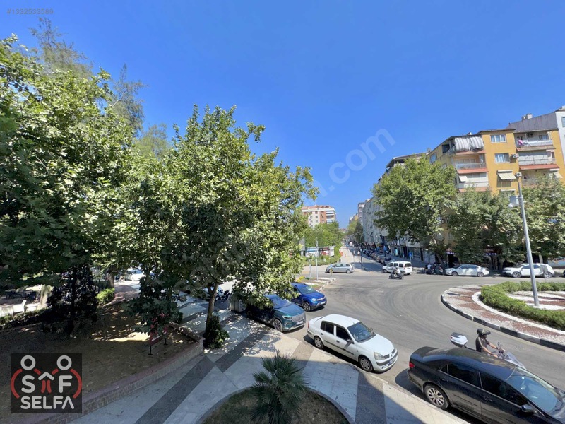 Manisa Lisesi Yanında 3+1 Doğal Gazlı Kiralık Daire — fotoğraf 23