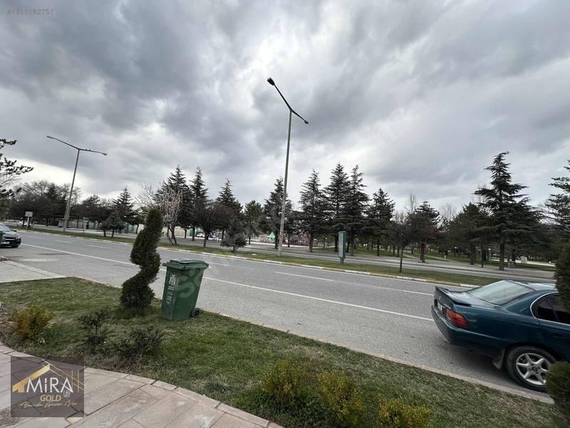 Miralife'dan Halitpaşa Mah. Cadde Üzeri Satılık 3+1 — fotoğraf 2